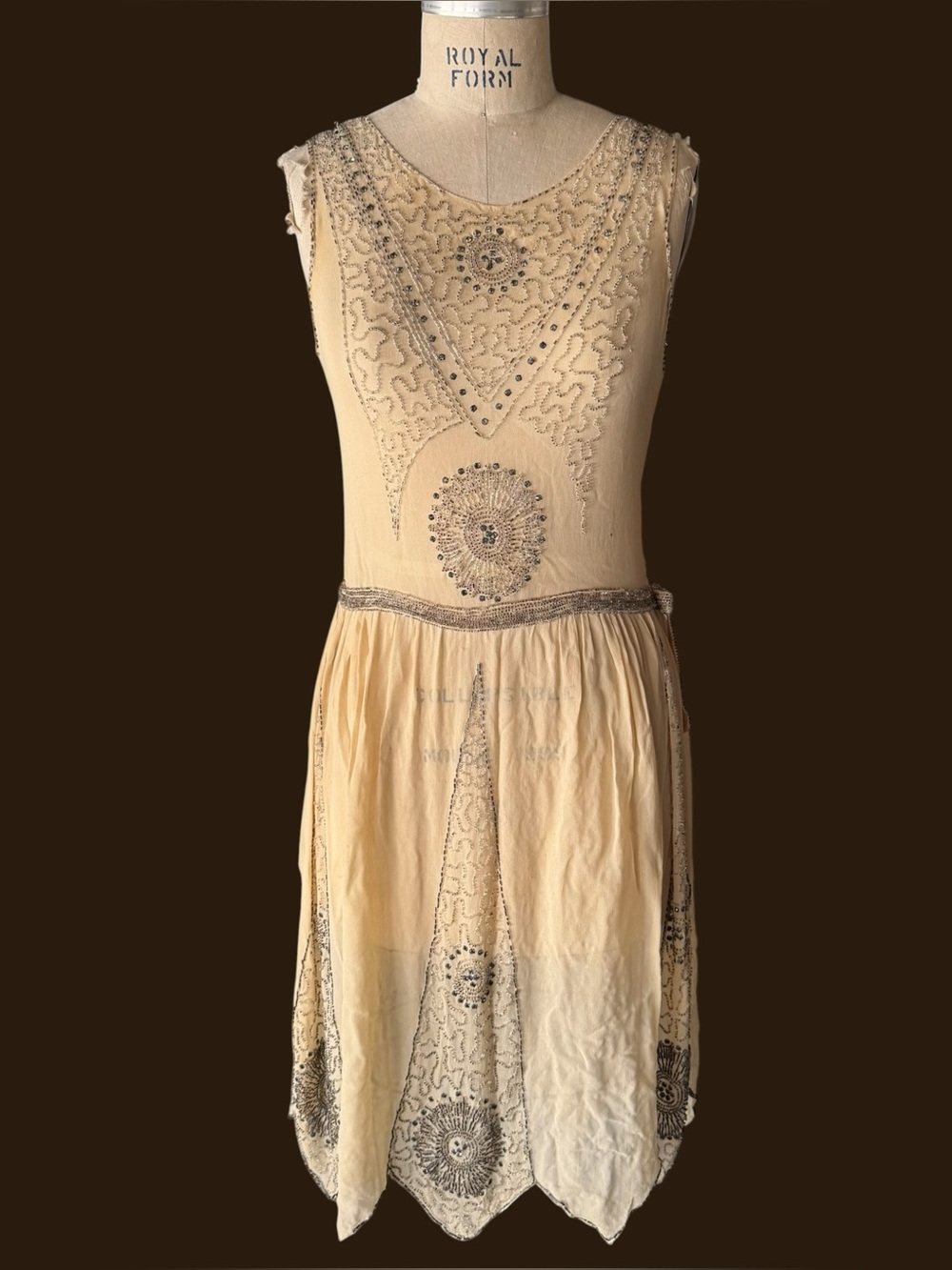 Antique 1920’s Art Deco Beaded Light Yellow Silk Crepe Evening Flapper Dress